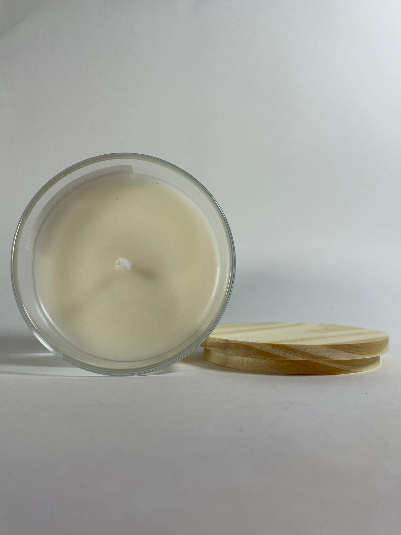 Abraço Quente - Vela Aromática de Cereja & Avelã - Imagem 2